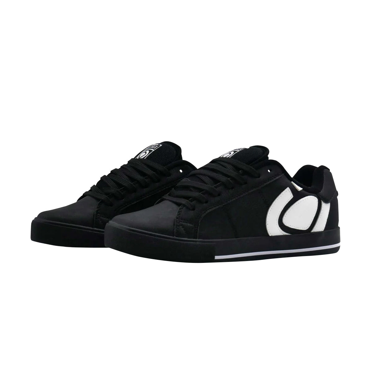 TENIS C1RCA 211 VUL  PARA CABALLERO COLOR NEGRO