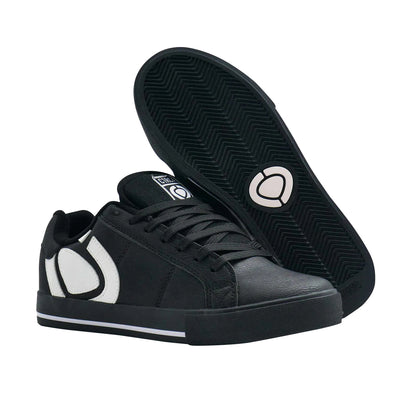 TENIS C1RCA 211 VUL  PARA CABALLERO COLOR NEGRO