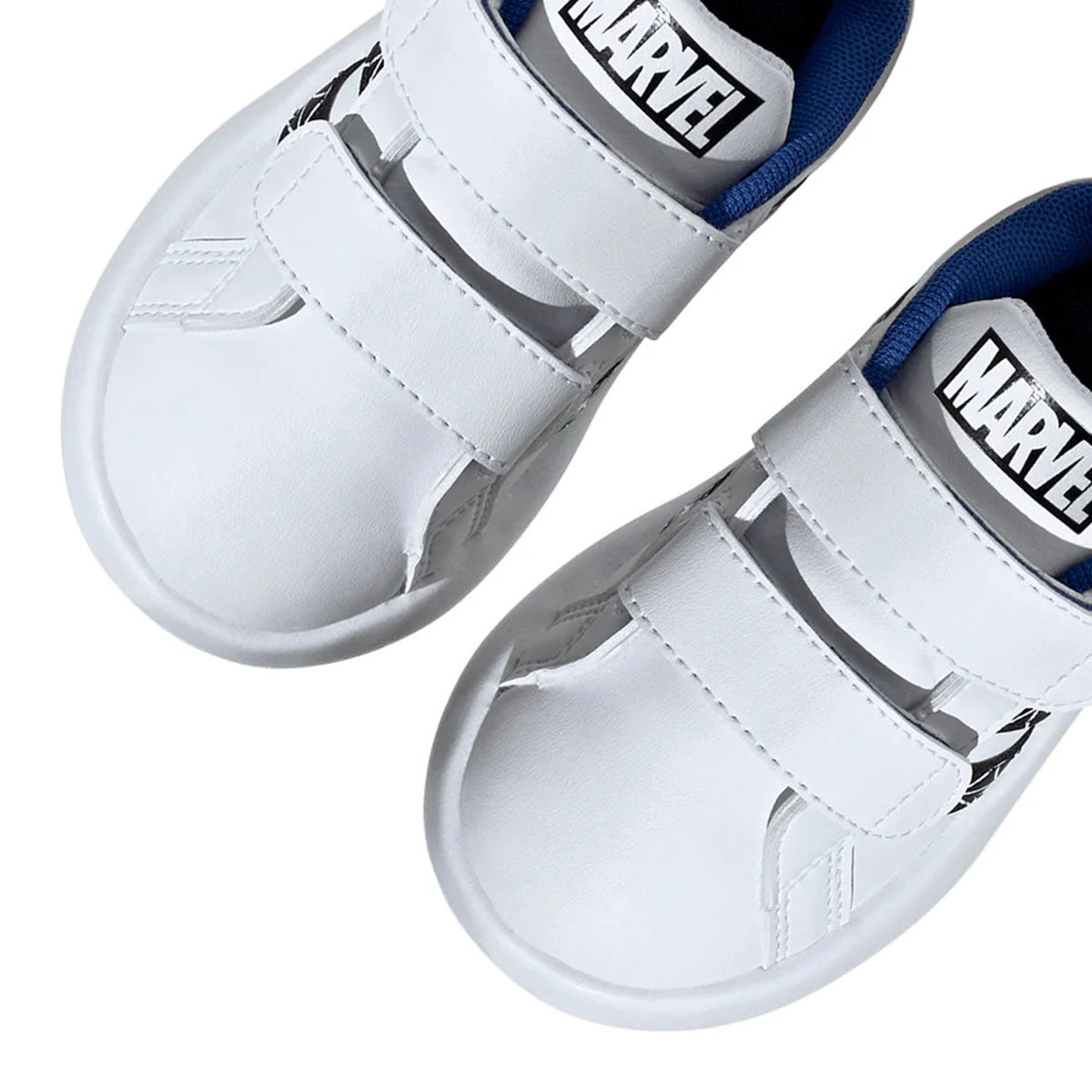 TENIS ADIDAS GRAND COURT SPIDER MAN INFANTIL COLOR BLANCO NEGRO AZUL