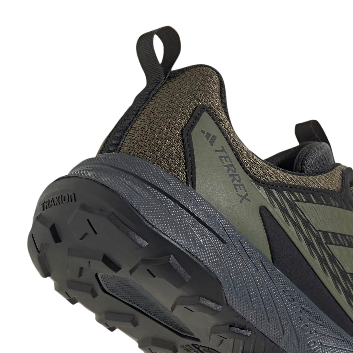 TENIS ADIDAS TERREX TRACEFINDER PARA CABALLERO COLOR OLIVO